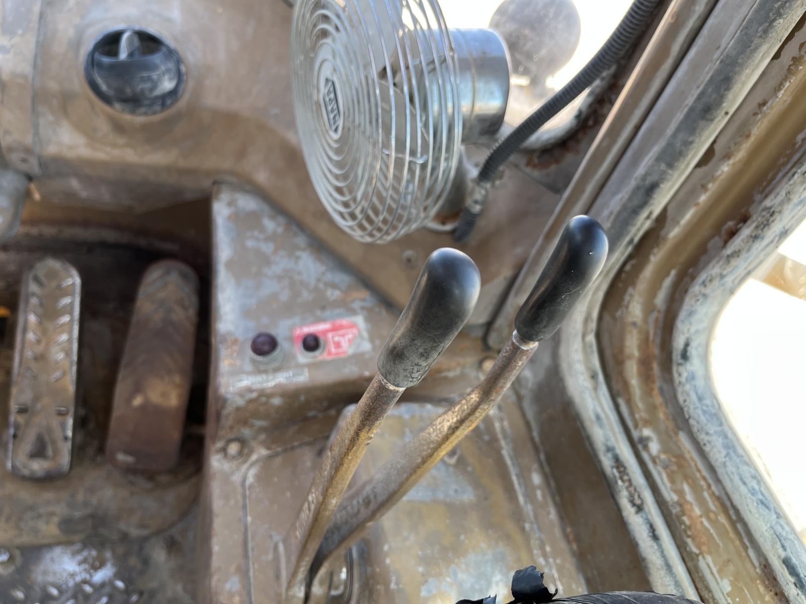 ./imagenes/INVOICE/2019/17995/CATERPILLAR 980C (12).JPG